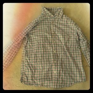long sleeved plaided shirt